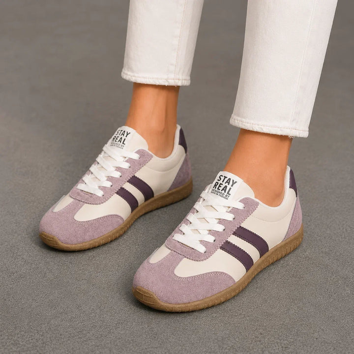 Arch support women's trainers, wide fit, ideal for those seeking orthopaedic comfort.