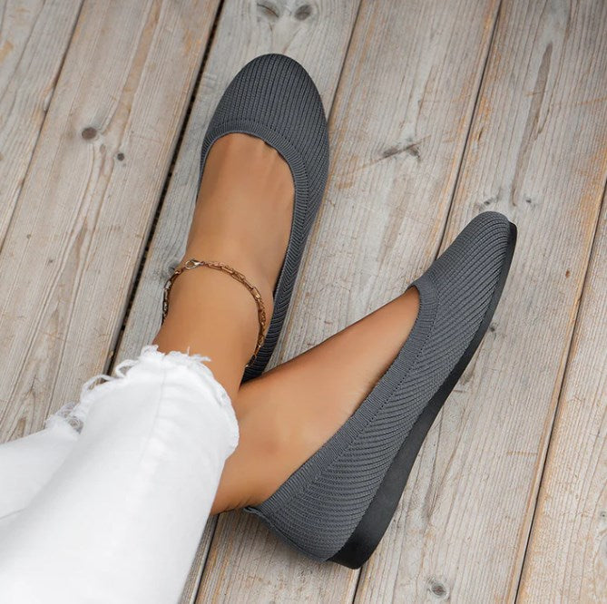 Comfortable slip-on ballet flats for women, ideal for everyday walking & casual wear.