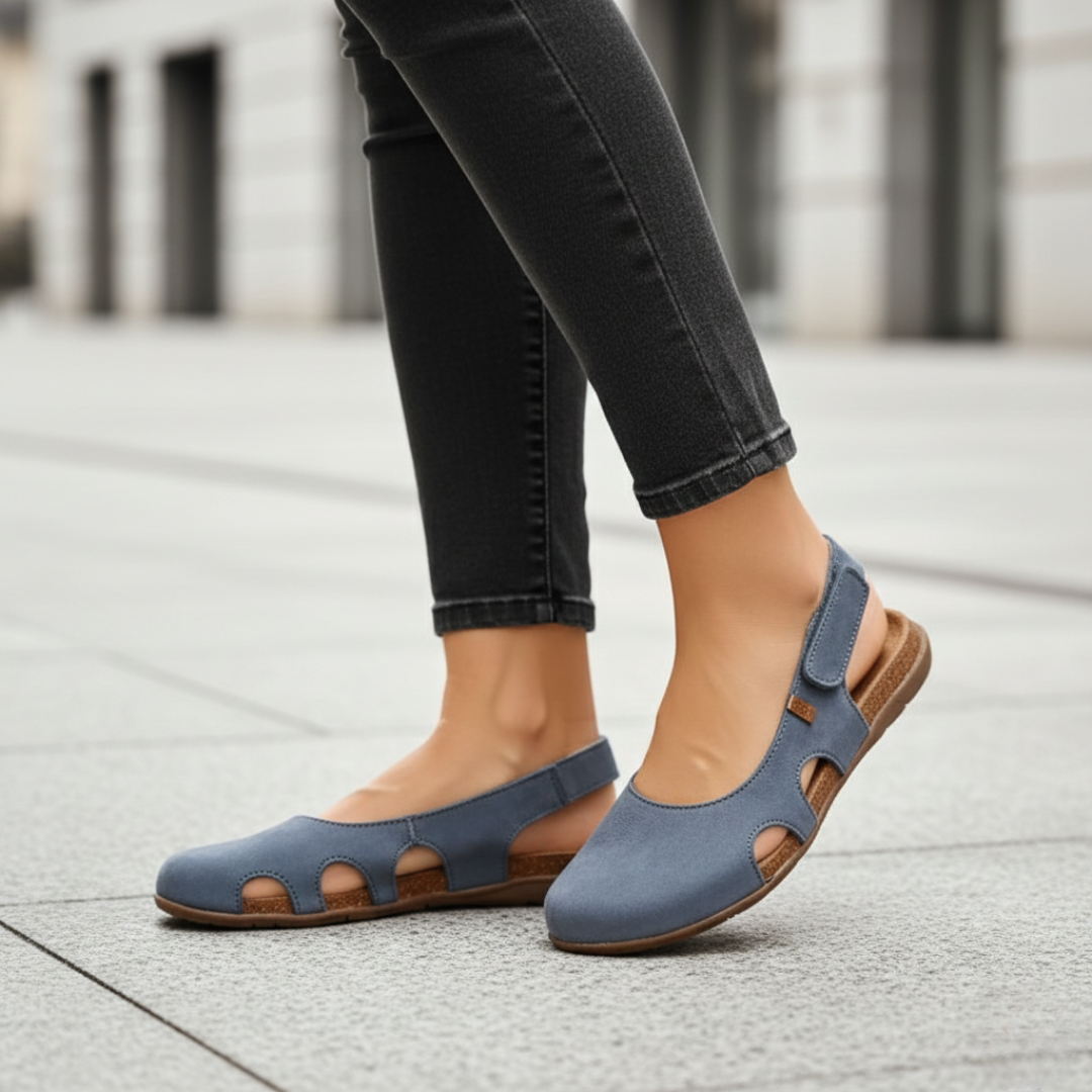 Breathable women's closed-toe slingback orthopedic sandals, providing excellent arch support for all-day comfort.