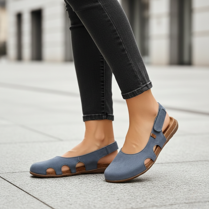 Breathable women's closed-toe slingback orthopedic sandals, providing excellent arch support for all-day comfort.