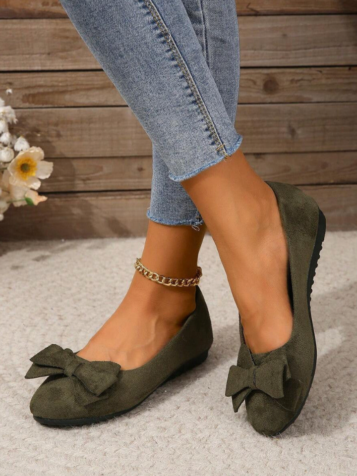 Women's orthopedic comfort loafer flats, offering all-day support & foot pain relief. Ideal for walking.