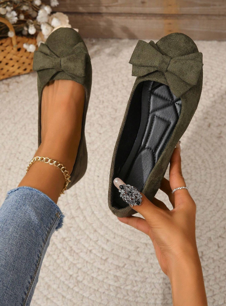 Ergonomic women's orthopedic loafer flats, engineered for all-day comfort, support, and pain relief.
