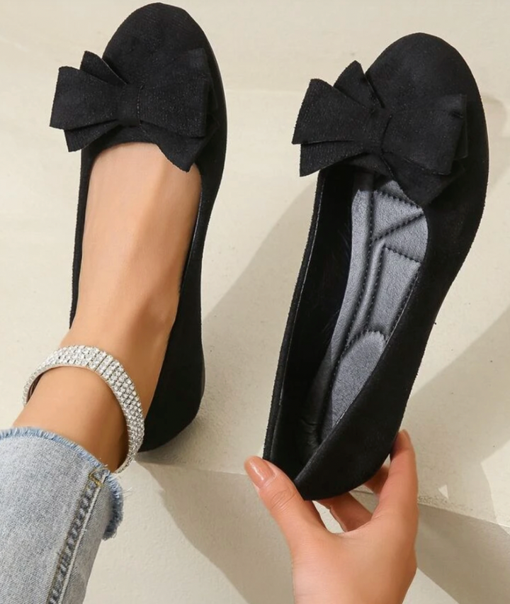 Women's slip-resistant loafer flats, providing orthopedic comfort & excellent support for long walks.