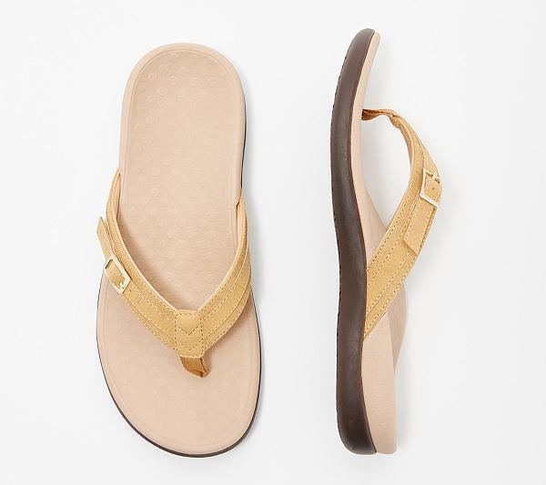 Women's orthopedic flip-flops with arch support, cushioned for all-day comfort & pain relief. Ideal summer footwear.
