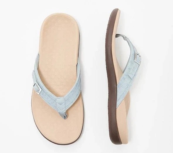Stylish women's orthopedic sandals, offering arch support & cushioning for comfortable casual walking & summer wear.