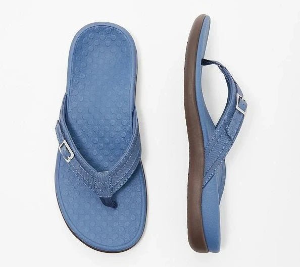 Comfortable women's orthopedic flip-flops, providing essential arch support & cushioning for daily summer walking.