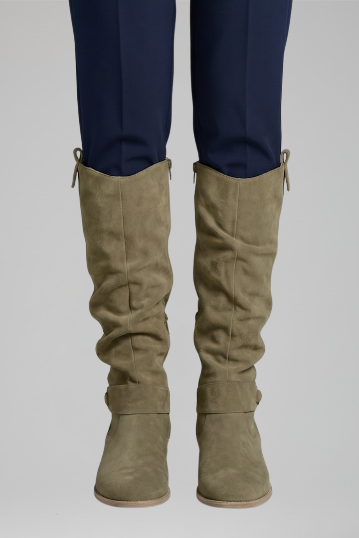 Casual women's orthopedic knee-high boots, ideal for winter & fall, with a convenient side zip.