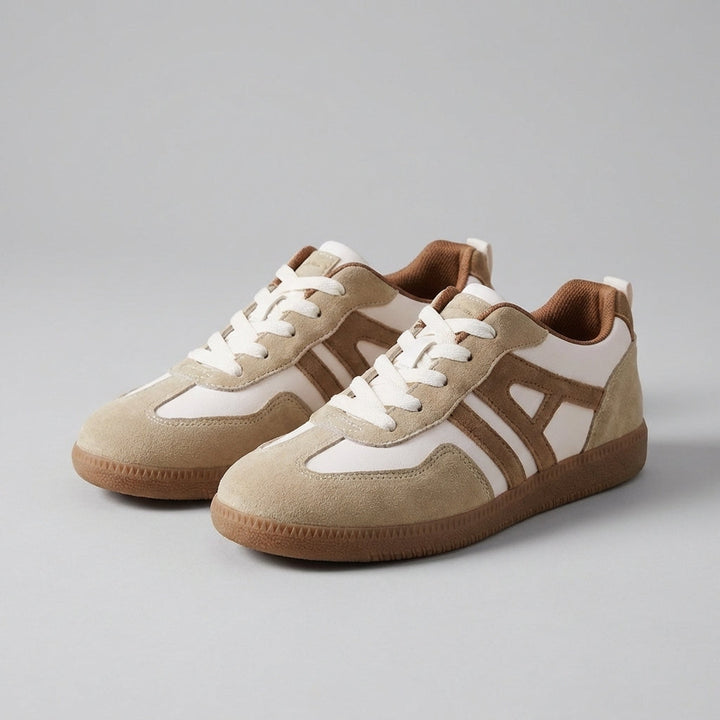 Stylish women's lace-up low-top sneakers offering orthopedic comfort. Versatile casual shoes for summer & travel.