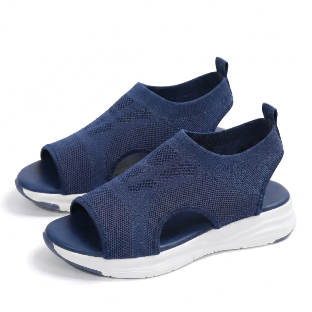 Casual women's mesh slip-on sandals, ideal for everyday orthopedic comfort.