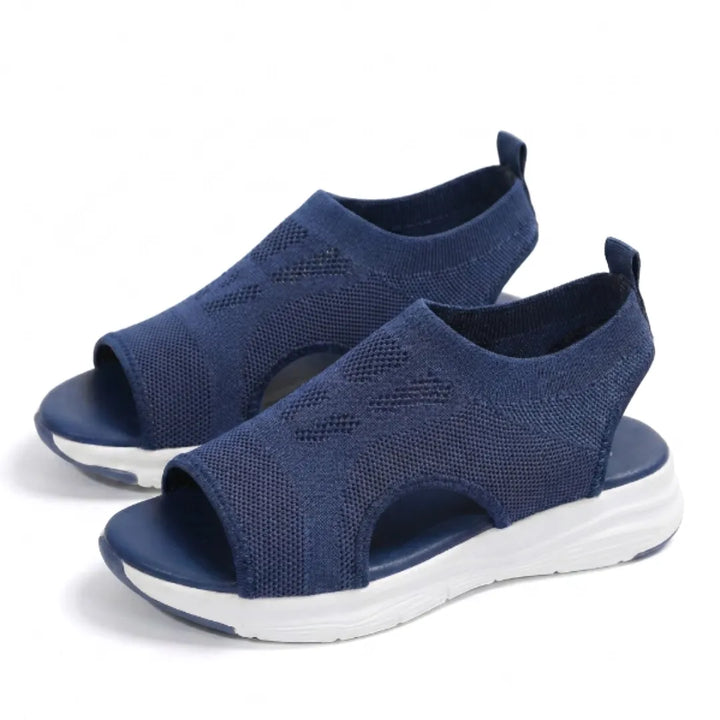 Casual women's mesh slip-on sandals, ideal for everyday orthopedic comfort.