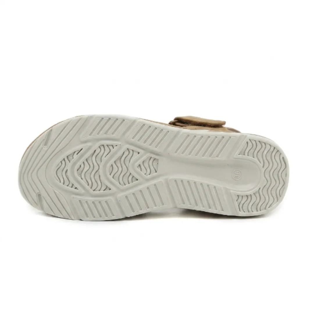 Adjustable women's summer sandals with orthopedic arch support, ideal for comfort and foot health.