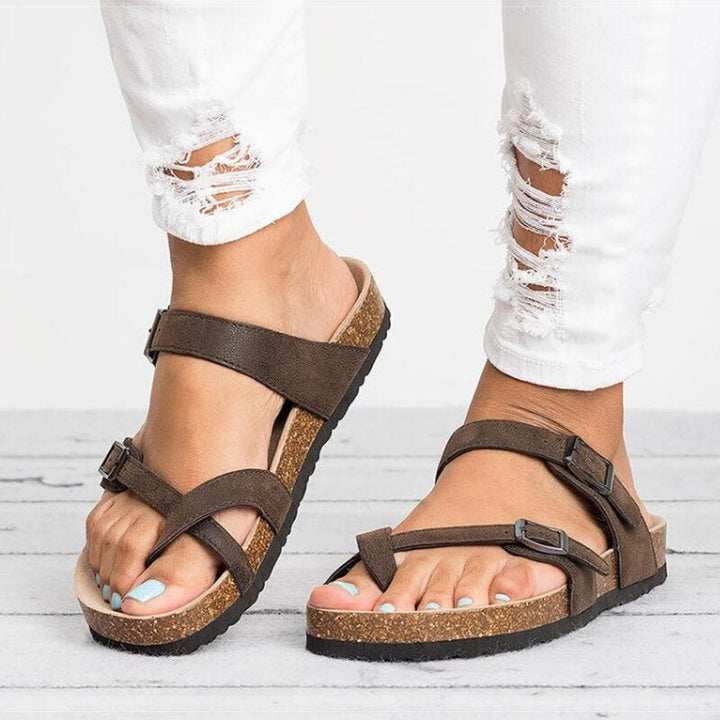 Comfortable women's walking sandals, perfect for summer with adjustable straps & supportive orthopedic arch.