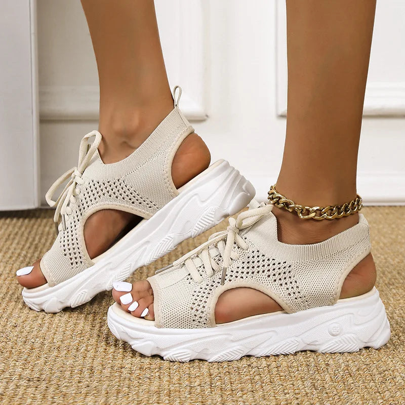 Everyday women's orthopedic sandals for summer, offering arch support & a secure fit with adjustable straps.