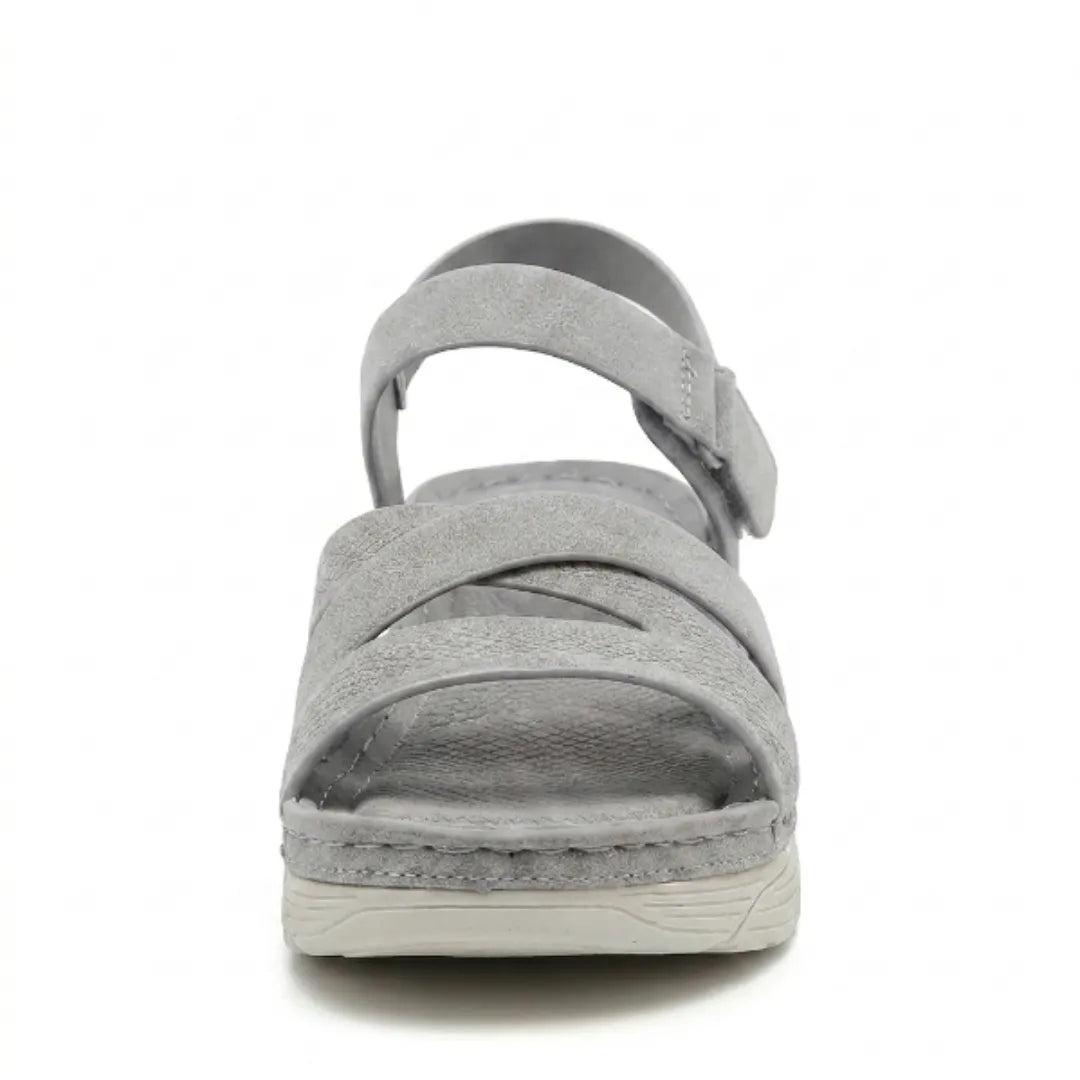 Orthopedic ladies' sandals offering excellent arch support, adjustable for a custom, pain-free fit.