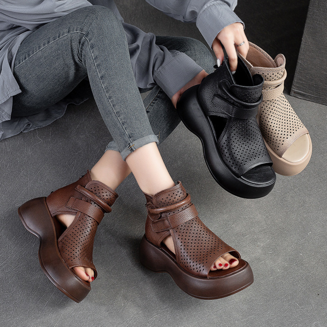 Women's orthopedic sandals for ultimate arch support and all-day comfort. Perfect for summer activities.