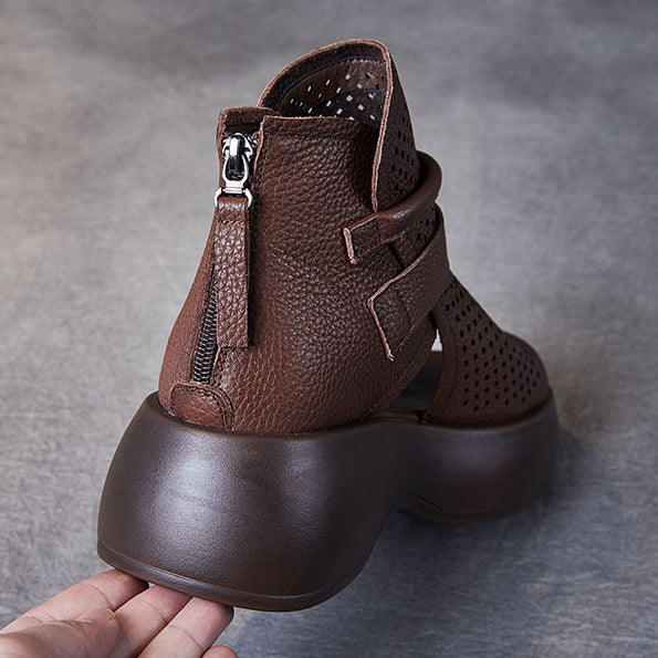 Women's comfortable orthopedic sandals with arch support for all-day wear. Ideal casual summer footwear.