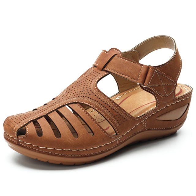Ergonomic women's sandals with adjustable strap, arch support, and lightweight design for summer comfort.