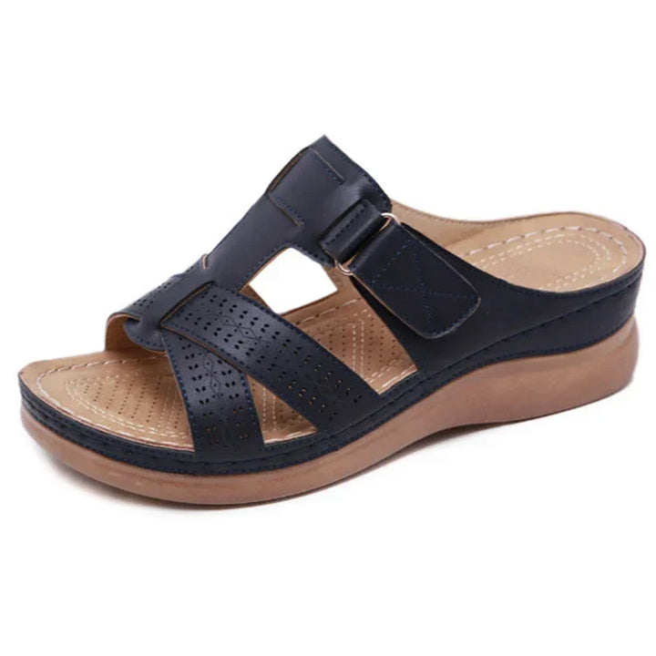 Women's orthopedic sandals with arch support for ultimate comfort and everyday wear.