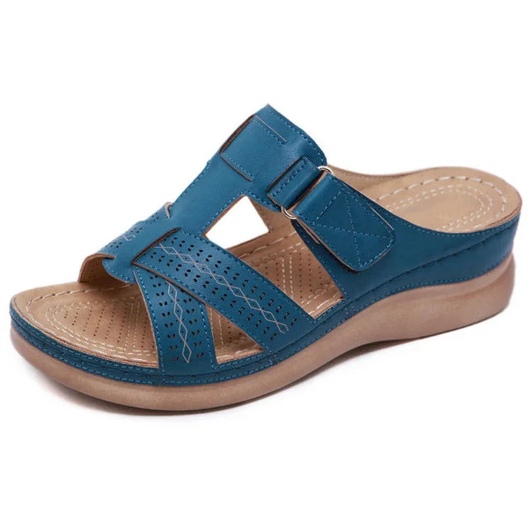Women's everyday wear sandals with arch support, ideal for foot pain relief.