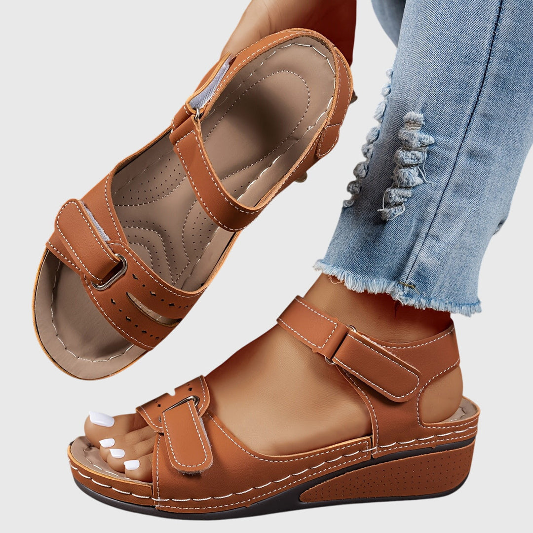 Elegant crystal orthopedic sandals for women, providing excellent arch support & stretchable comfort for summer.