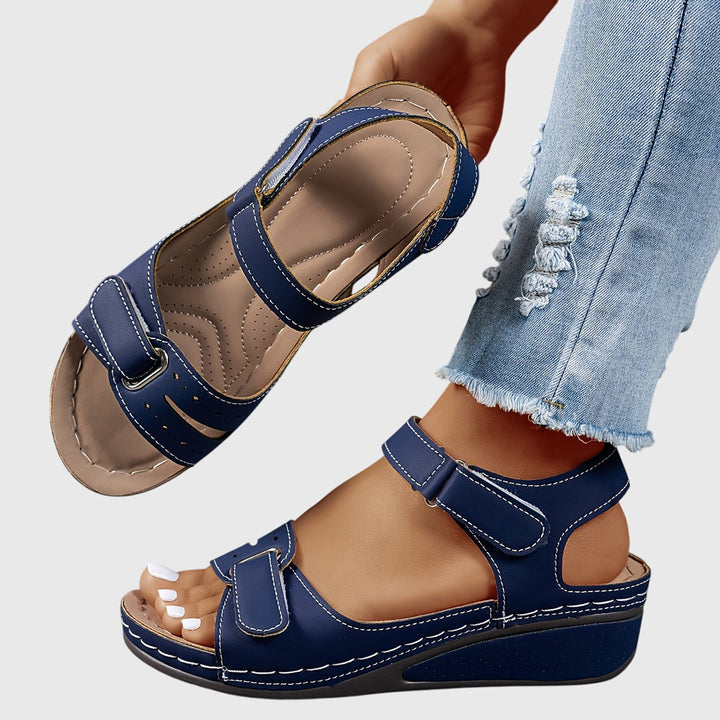 Crystal-adorned women's comfort sandals, orthopedic design with arch support for stylish summer walking.