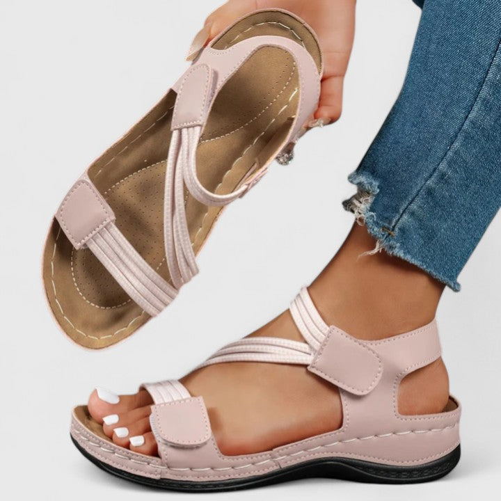 Women's orthopedic sandals with three-arch support, perfect for summer comfort & pain relief.