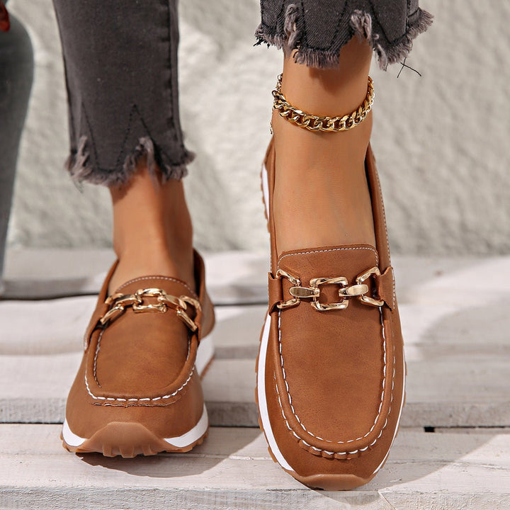Stylish women's orthopedic slip-on loafers for daily wear, featuring crucial arch support.