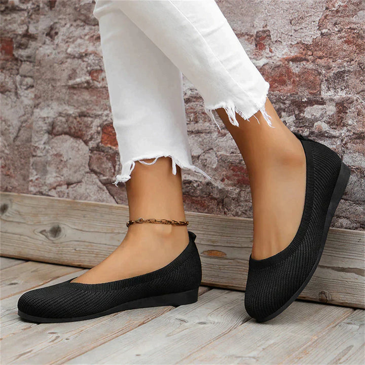 Women's comfortable orthopedic slip-on shoes with memory foam and arch support for everyday use.