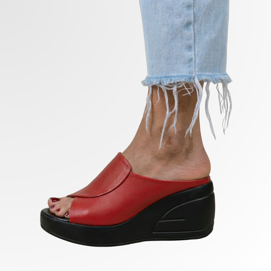 Casual women's orthopedic wedge sandals, easy slip-on style for summer comfort and foot support.