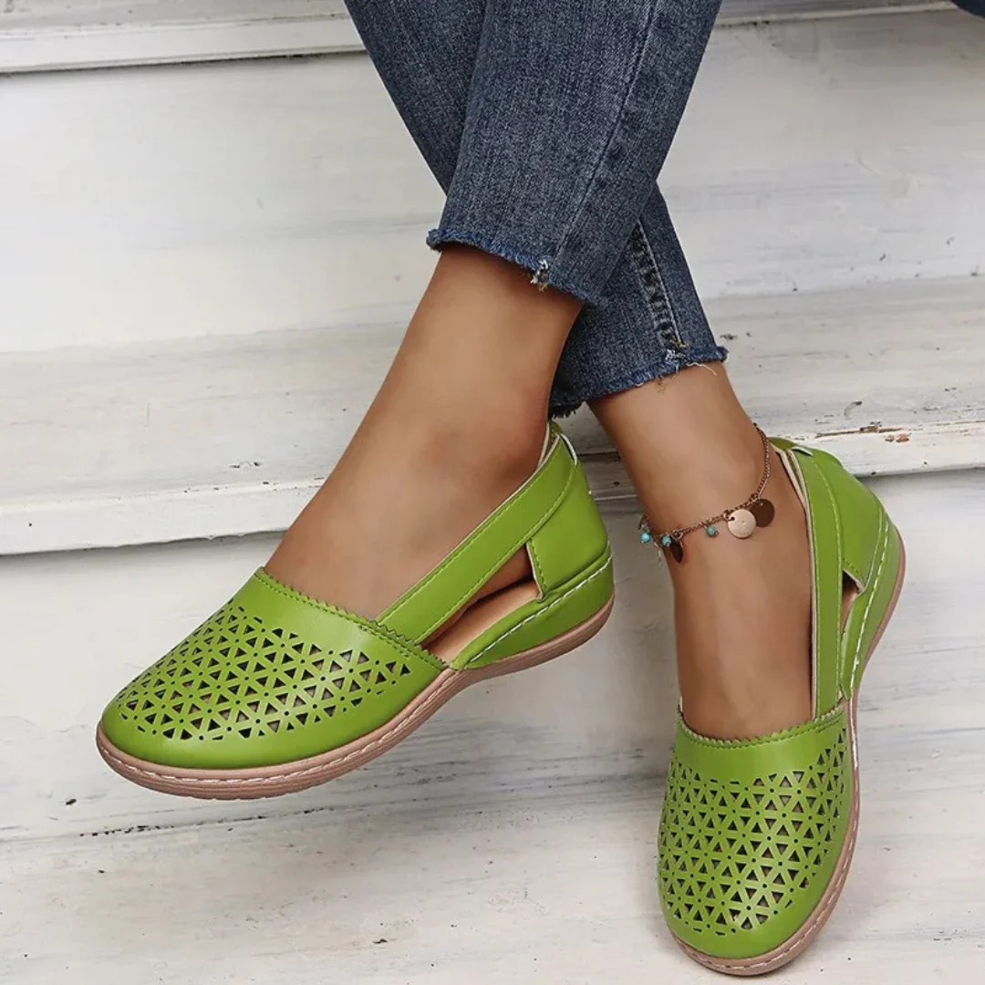 Comfortable women's walking shoes, orthopedic support & breathable design for summer everyday style.