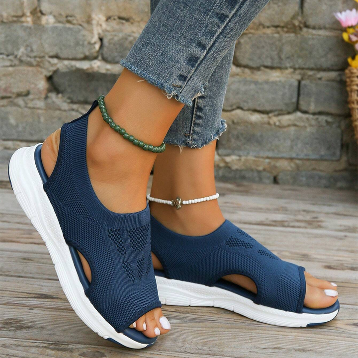 Adjustable women's sandals for walking, comfort, and arch support.