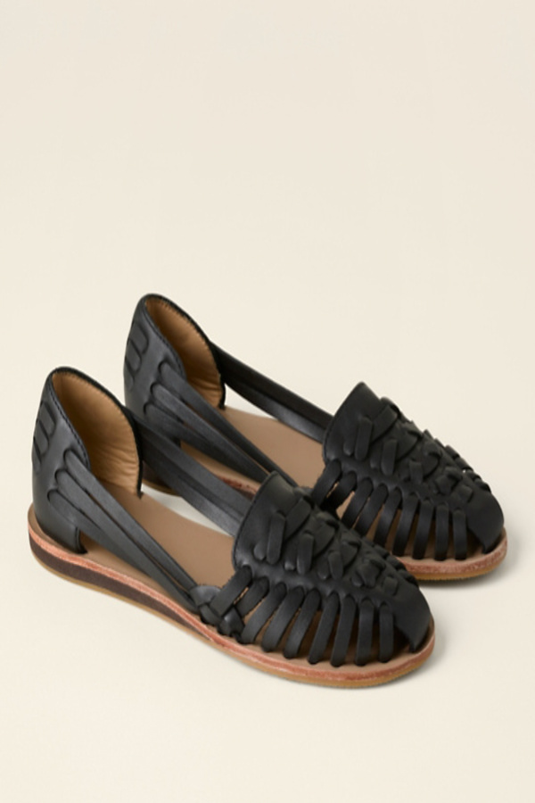 Comfortable women's wedge sandals with orthopedic support, perfect for all-day wear. Casual, stylish summer shoes.