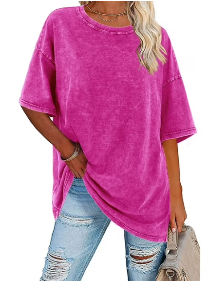 Chic women's oversized long-sleeve button-down shirt. Relaxed fit for stylish summer casual outfits.