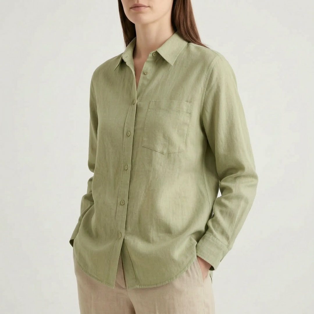 Effortless style: Women's oversized button-down shirt. Chic, relaxed fit long sleeve top for casual fashion.