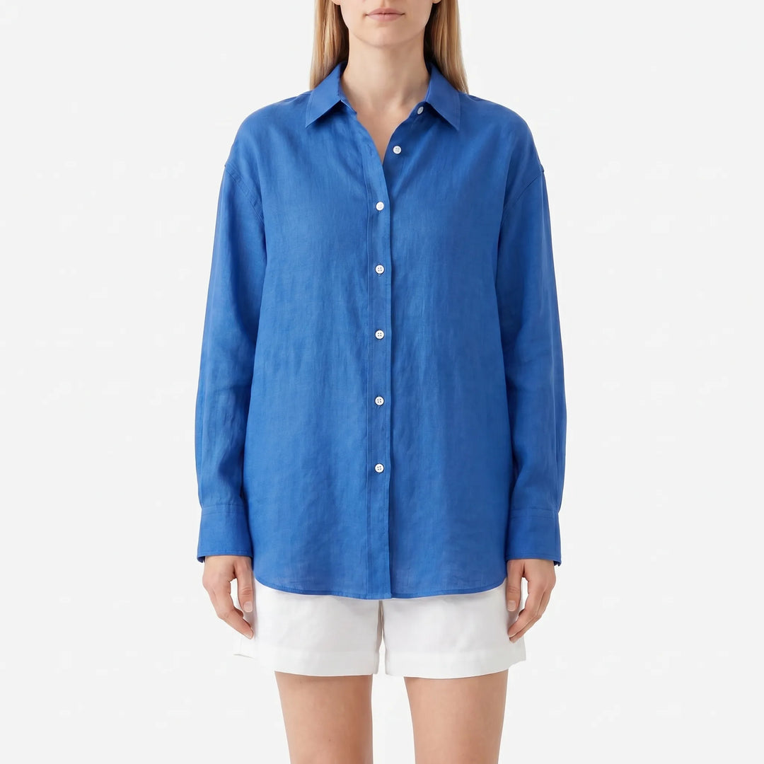 Comfortable women's oversized summer blouse, a lightweight relaxed-fit top perfect for casual fashion.