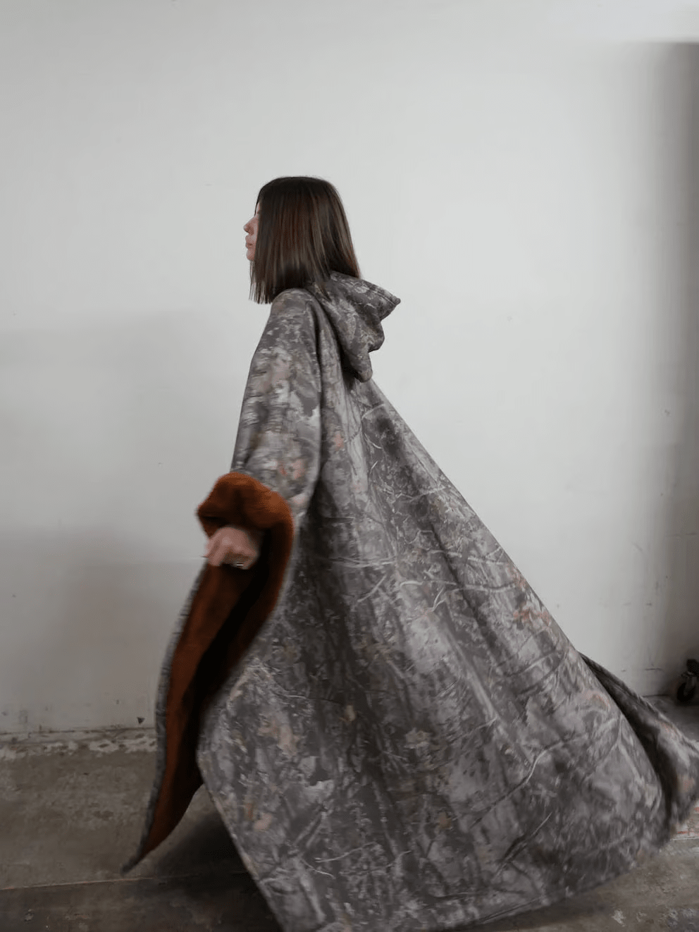 Women's oversized weighted hoodie, ideal for cozy fall & winter loungewear.