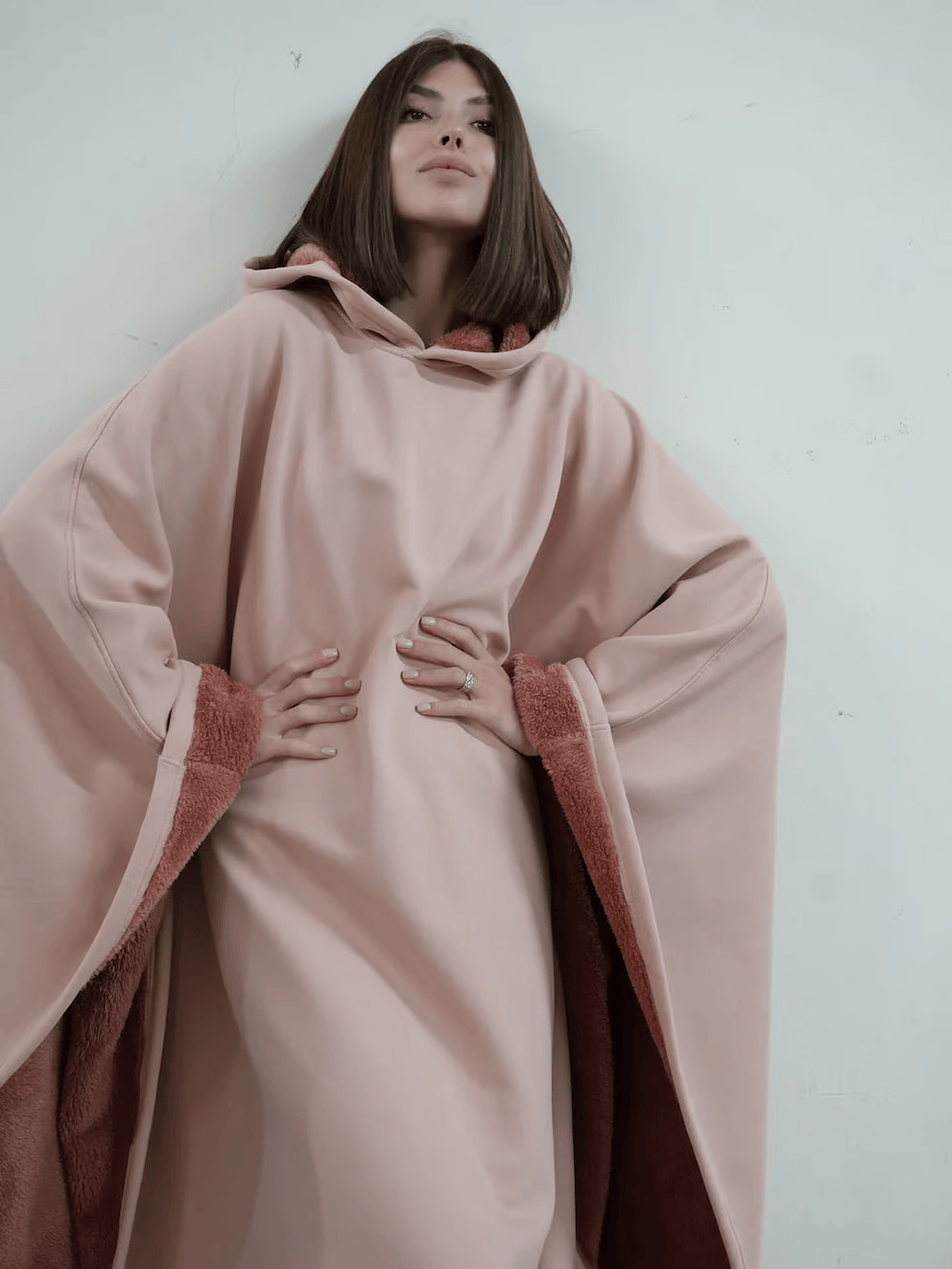 Chill out in style: women's oversized weighted hoodie, perfect for cozy evenings.