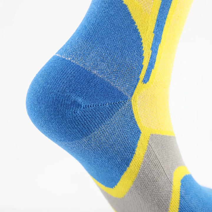 Activewear women's knee-high sports socks for fitness, running, and all active pursuits.