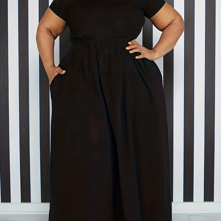 Plus size women's short sleeve maxi dress, a versatile and comfortable flowy design.