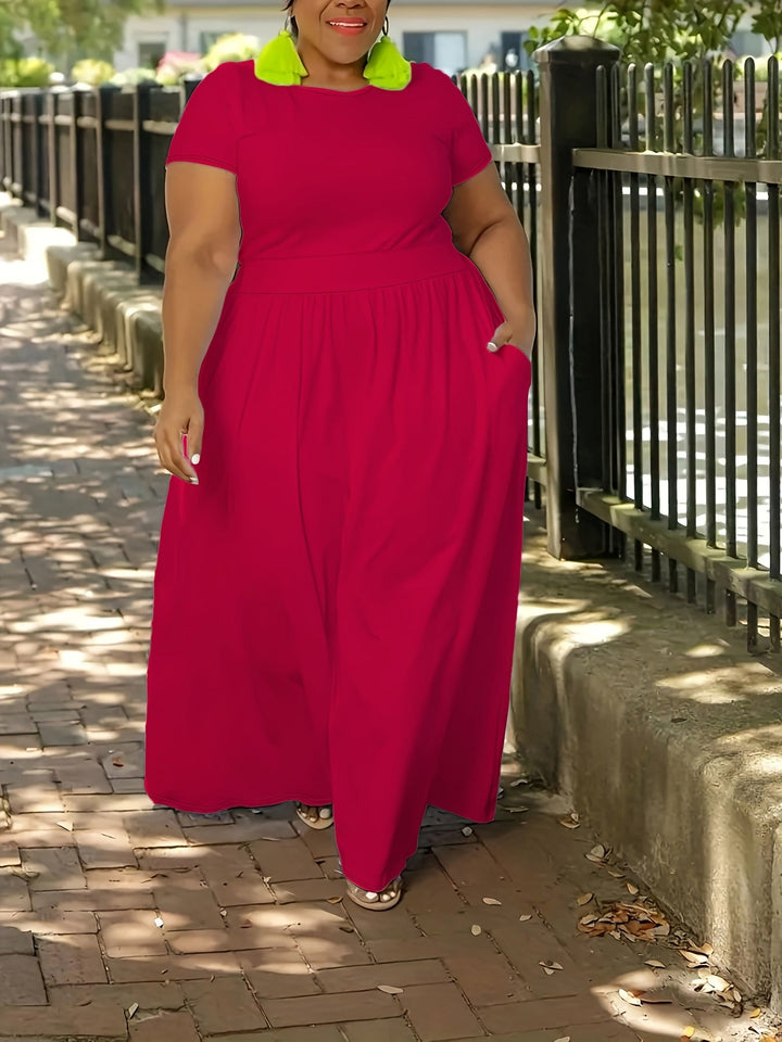 Vacation-ready plus size women's maxi dress with short sleeves, lightweight and elegant.