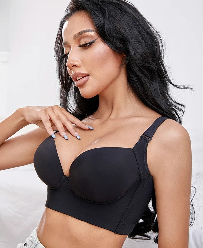 Women's plus size push-up bra with deep cups for ultimate lift & support. Full coverage wireless comfort.