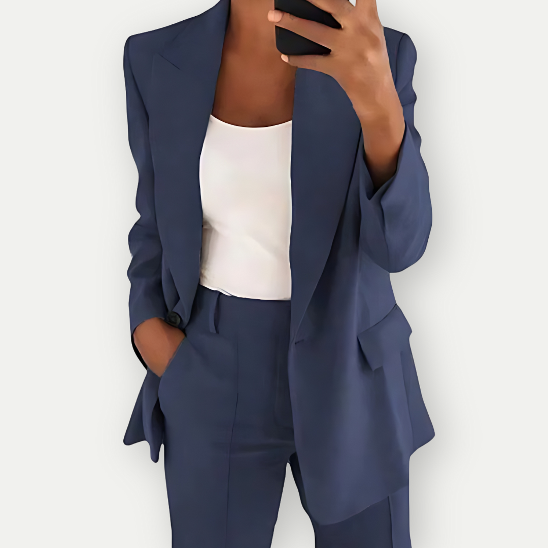 Polished women's tailored suit set, a comfortable and chic two-piece for professional and versatile fashion.