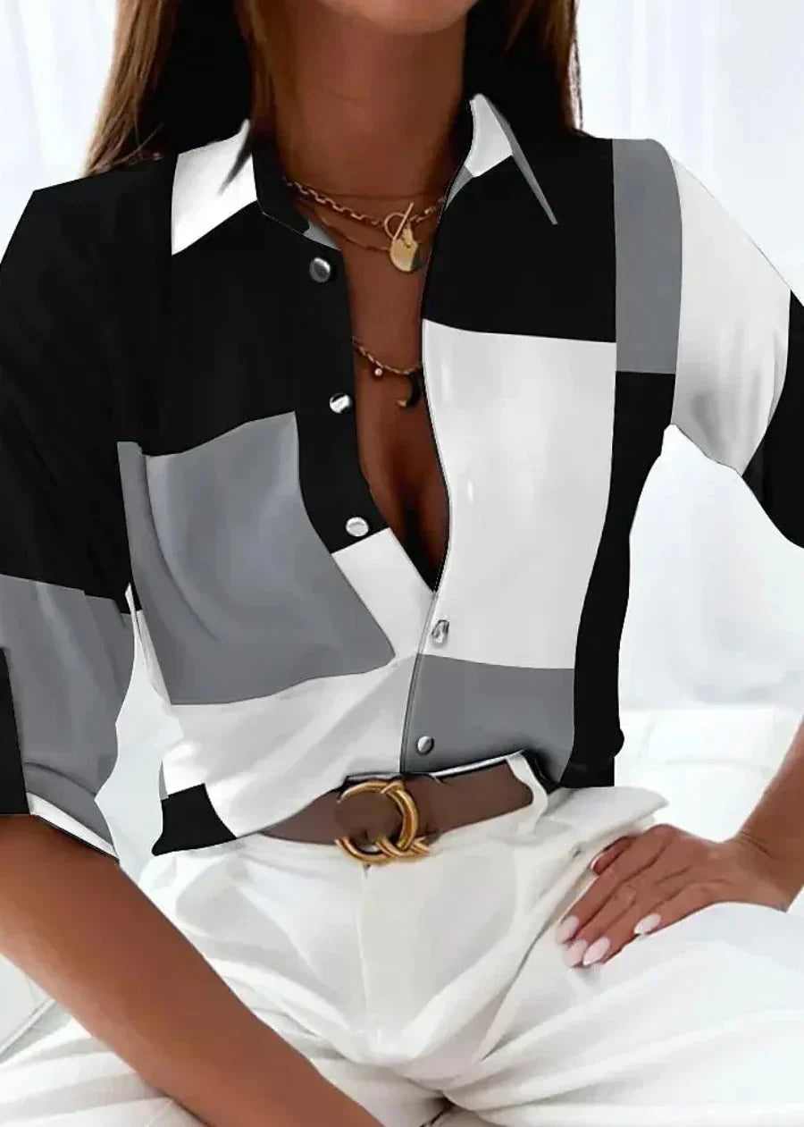 Versatile women's short sleeve top with abstract print, ideal for spring and summer casual or smart daily fashion.