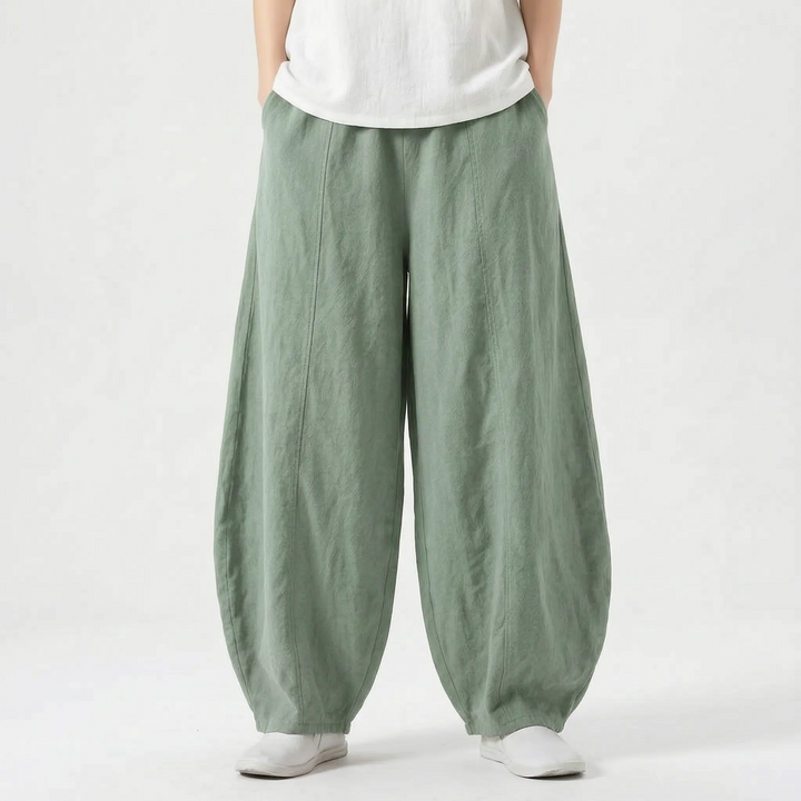 Women's stylish barrel pants in a relaxed, wide-leg fit, perfect for comfortable summer outfits.
