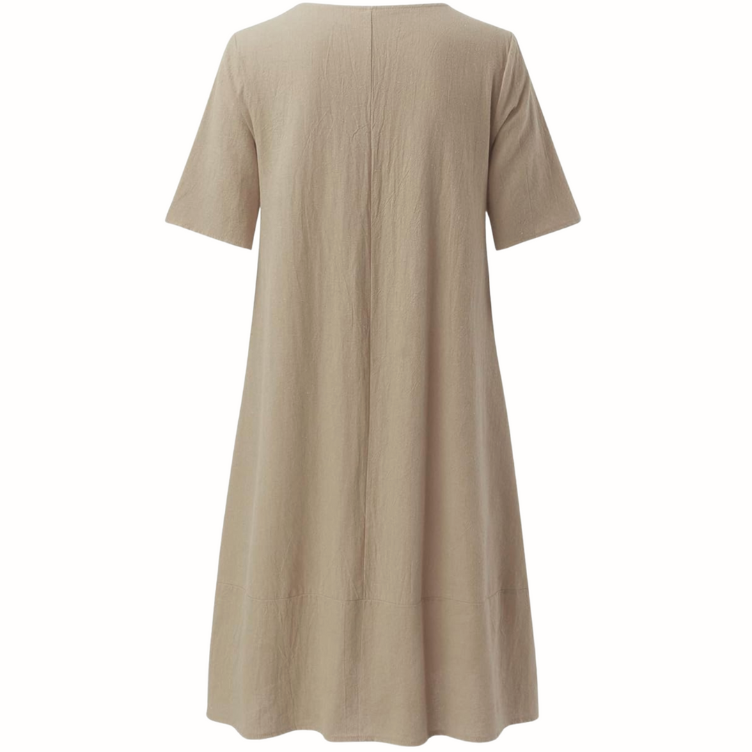 Versatile women's casual dress with pockets. Relaxed fit, comfortable for everyday spring, summer, fall style.