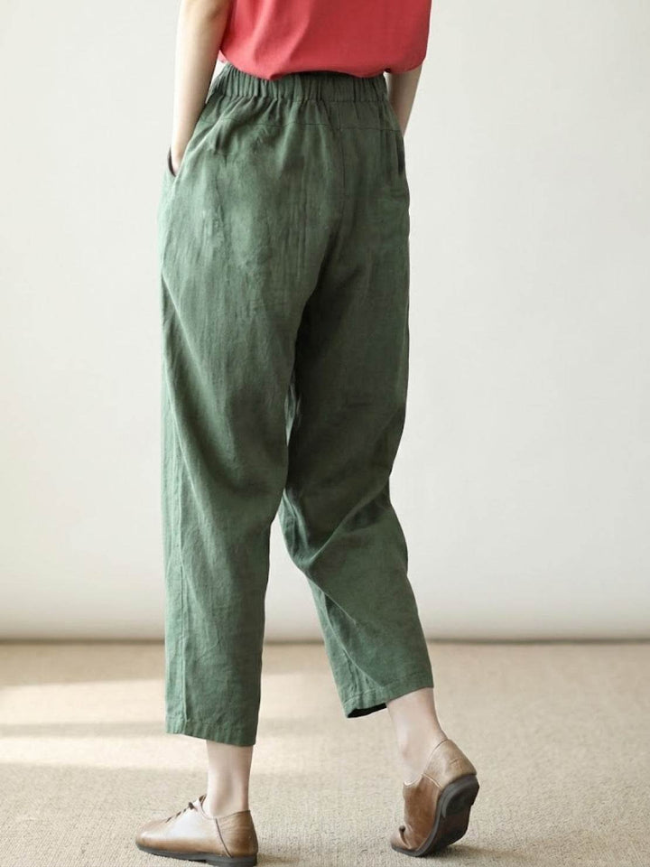 Casual women's elastic waist pants, relaxed fit with a fashionable cuffed hem.