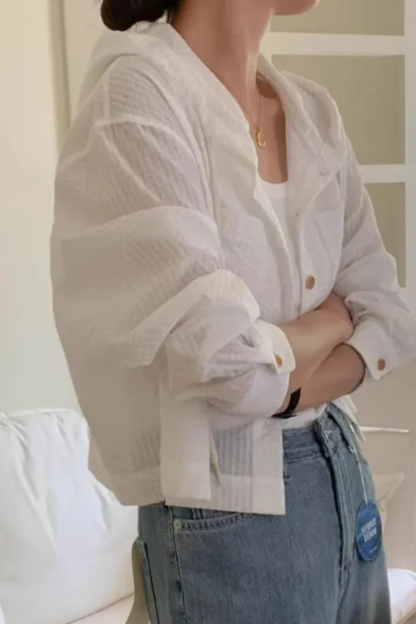 Comfortable women's relaxed hooded blouse, ideal for everyday fashion & casual summer wear. Effortless style.