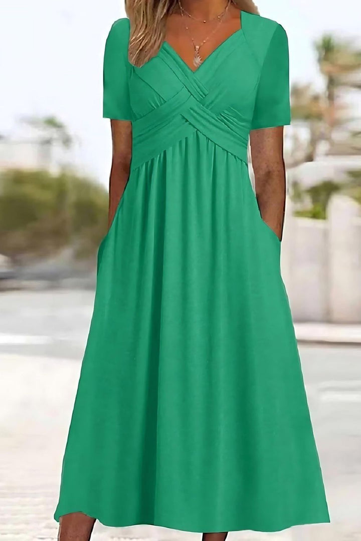 Comfortable women's relaxed fit midi dress, a stylish printed option for effortless spring and summer fashion.