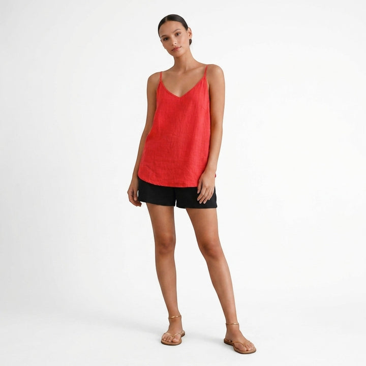 Simple yet stylish women's tank top, relaxed fit, spaghetti straps. Everyday versatile.