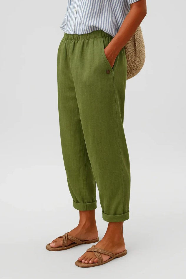 Versatile women's straight leg trousers with elastic waist, ideal for spring & everyday casual wear.